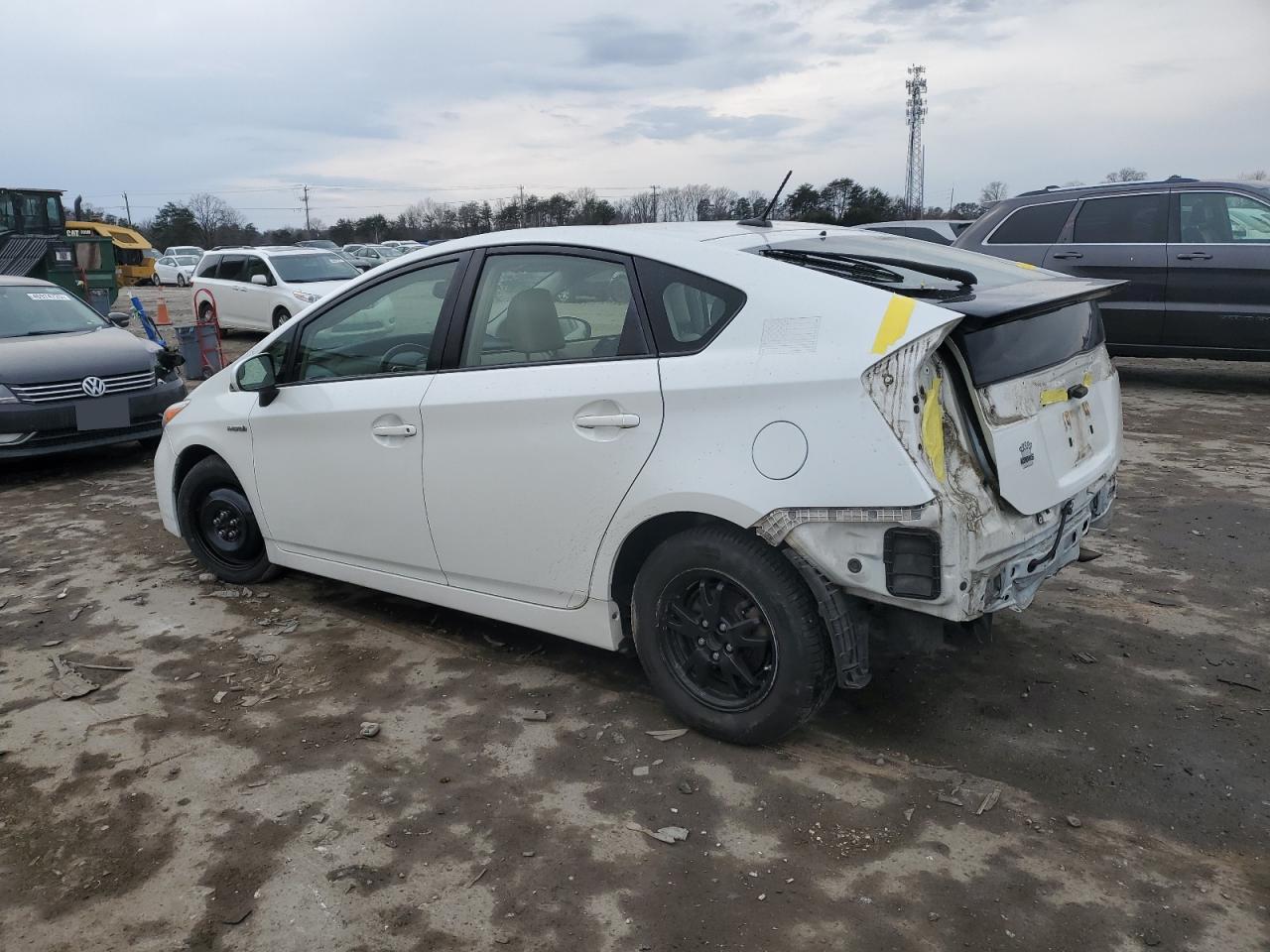2015 Toyota Prius - Image 2