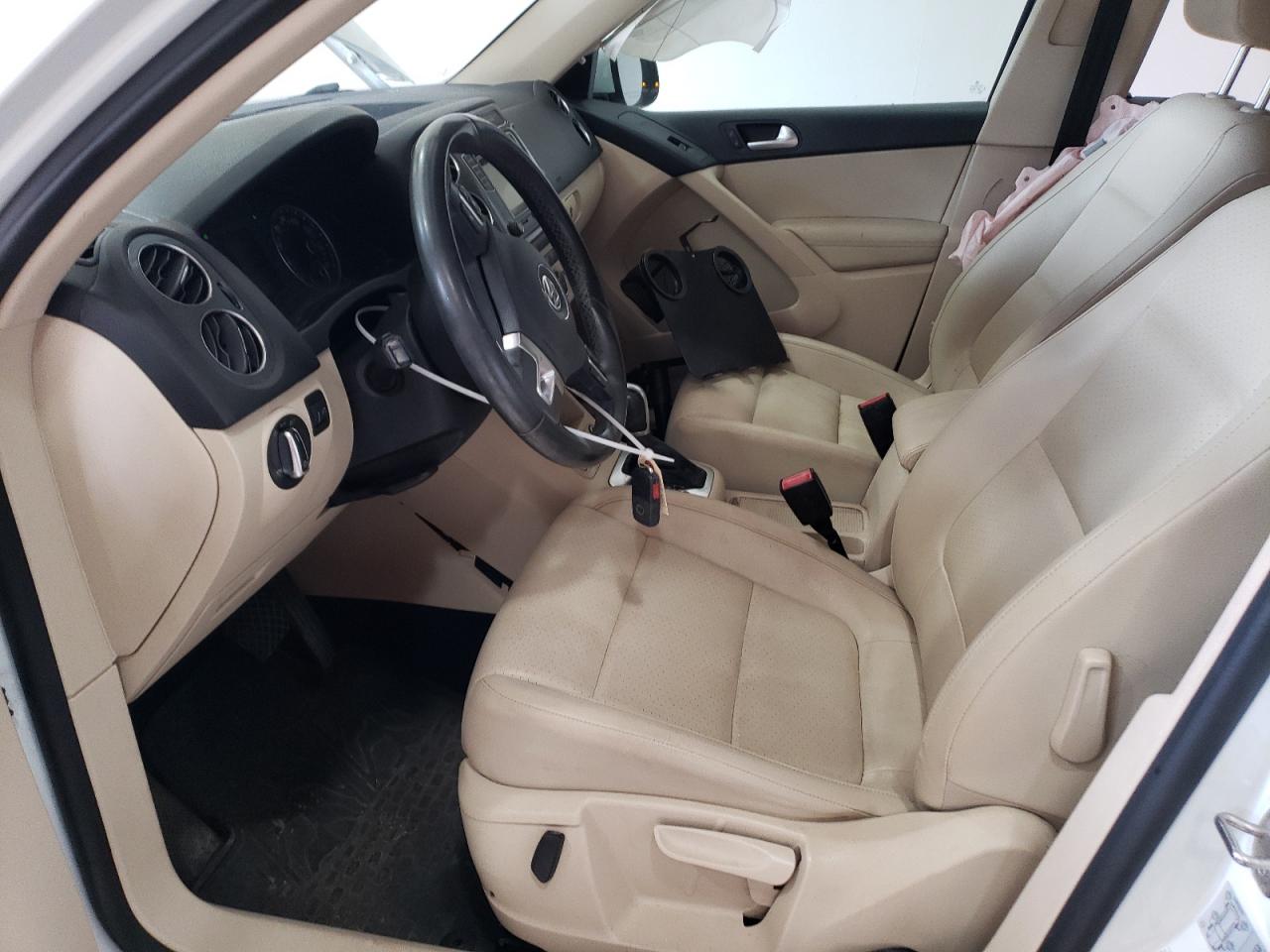 2016 Volkswagen Tiguan - Image 7