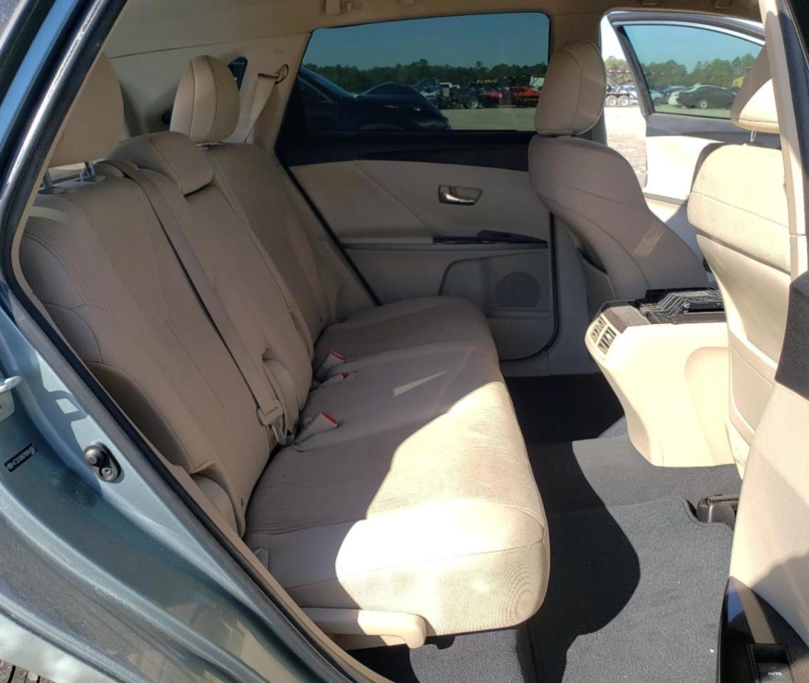 2011 Toyota Venza - Image 11