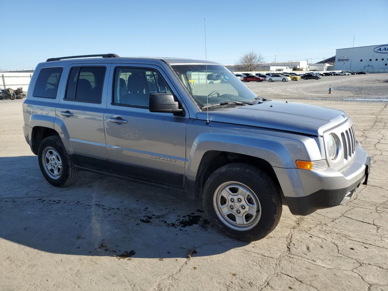 2017 Jeep Liberty (Patriot) - Image 4