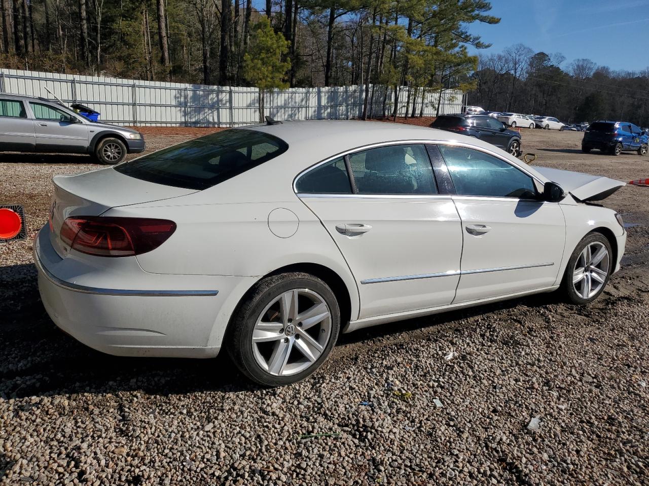 2016 Volkswagen Passat CC - Image 3