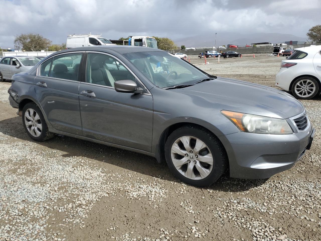 2010 Honda Accord - Image 4
