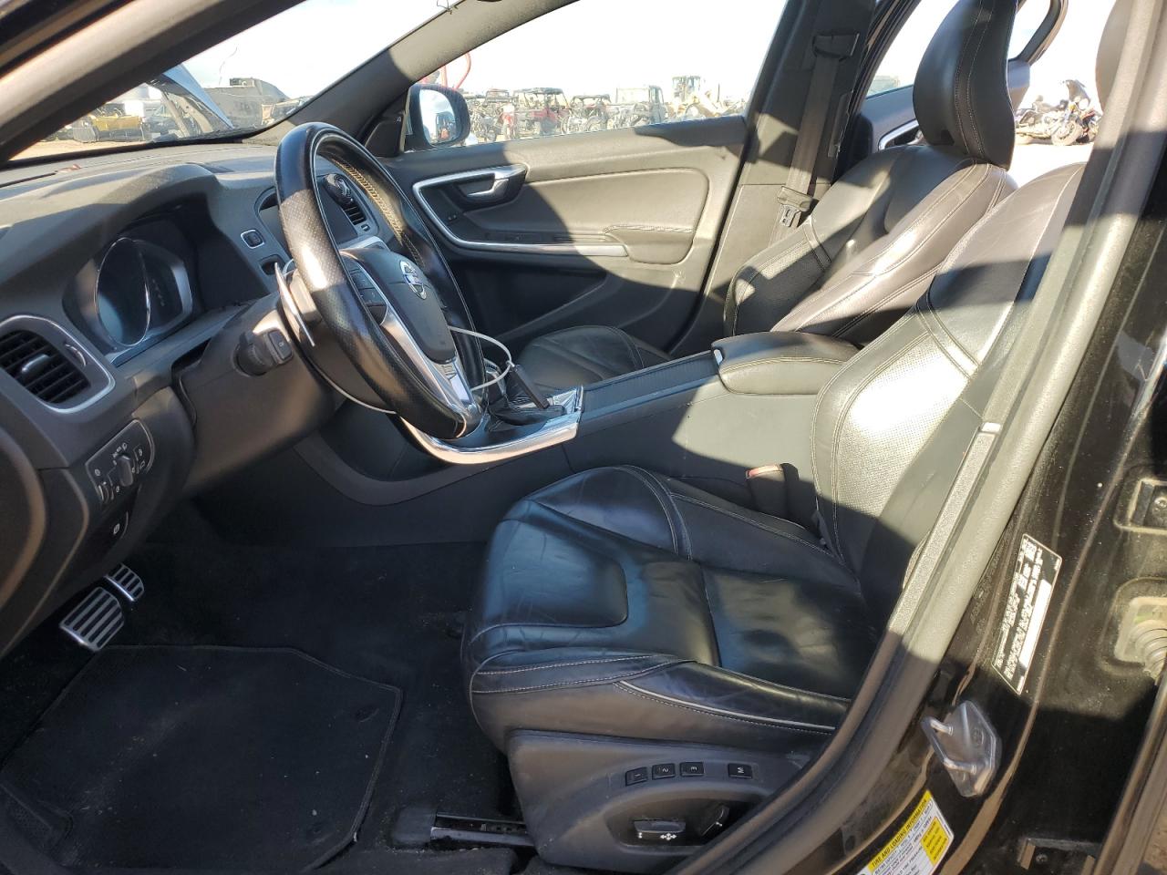 2016 Volvo S60 - Image 7