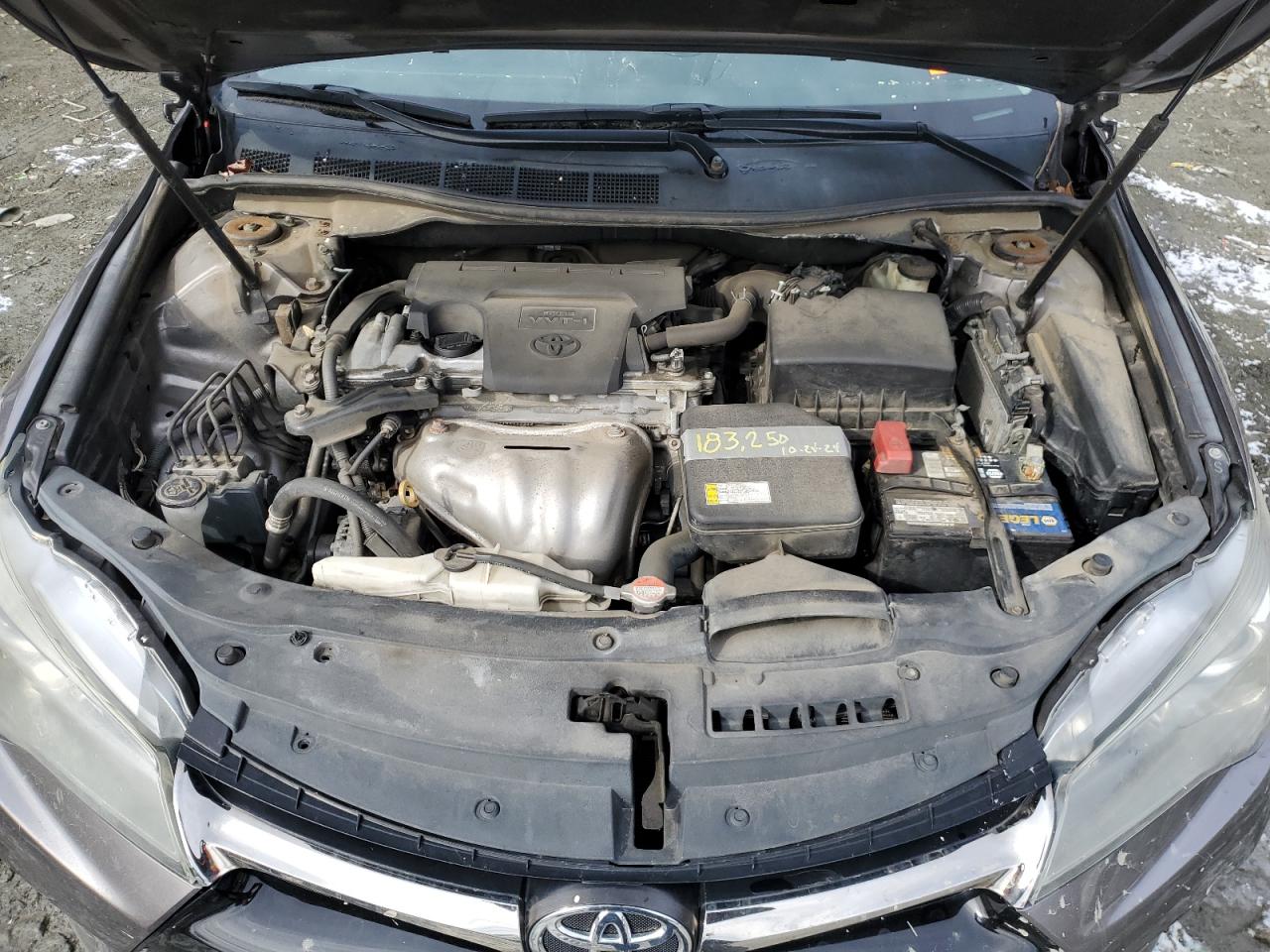 2016 Toyota Camry - Image 11