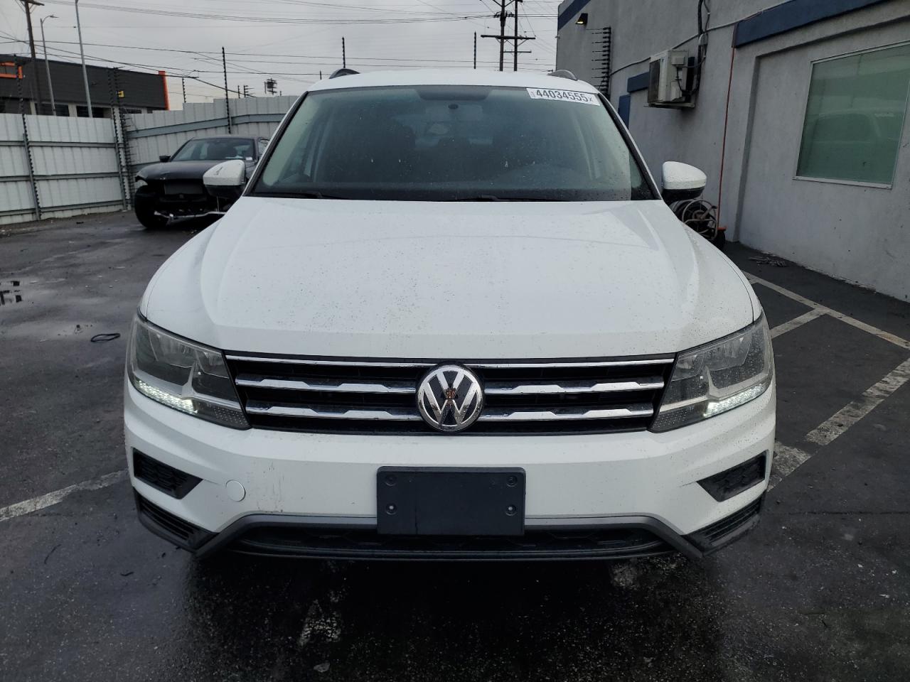 2020 Volkswagen Tiguan - Image 5