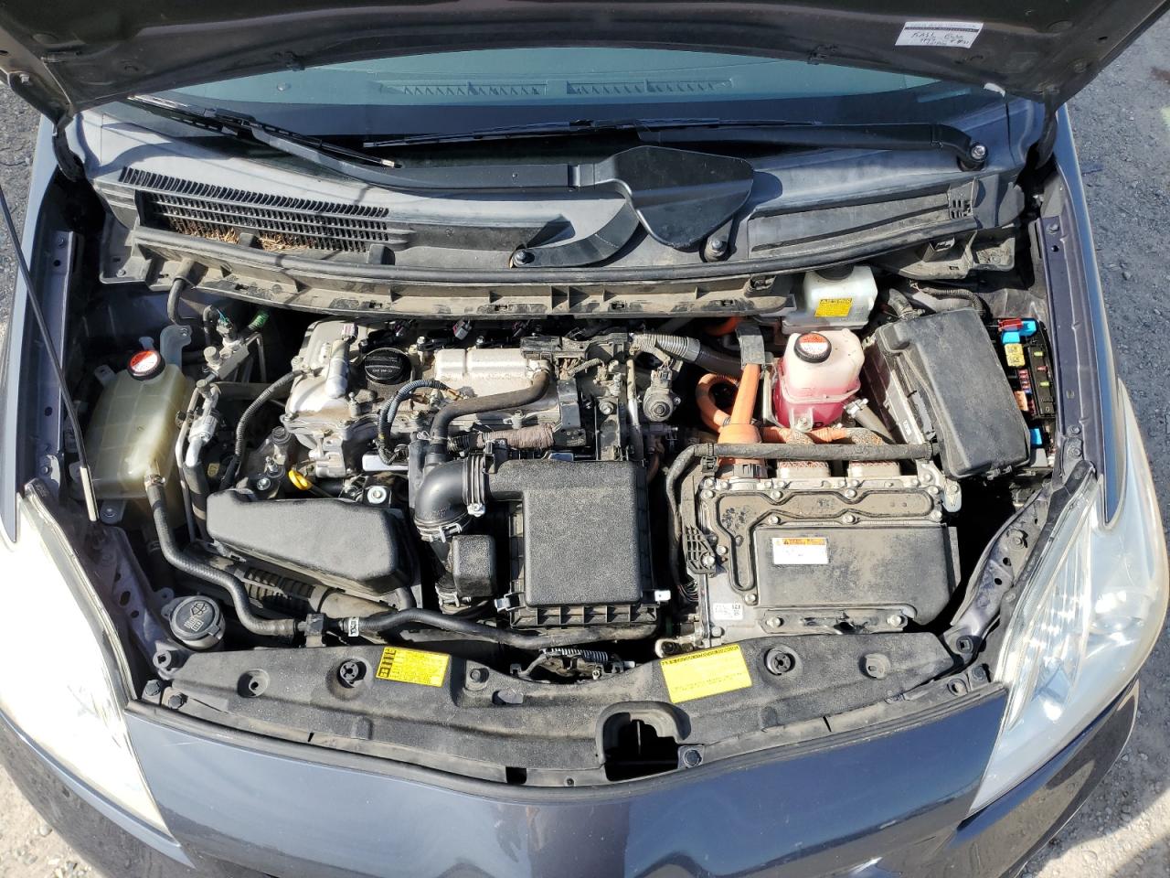 2014 Toyota Prius - Image 11