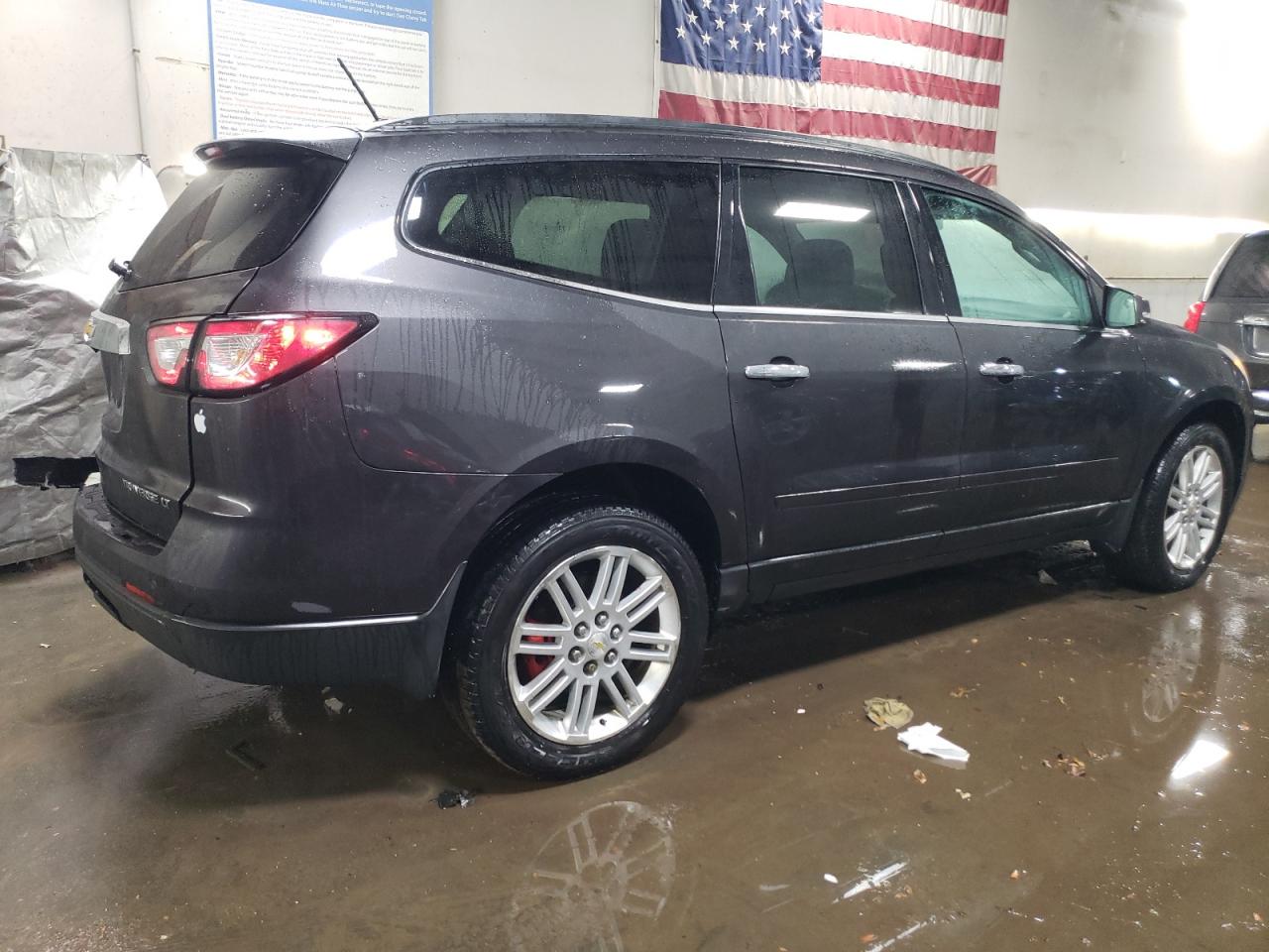 2014 Chevrolet Traverse - Image 3