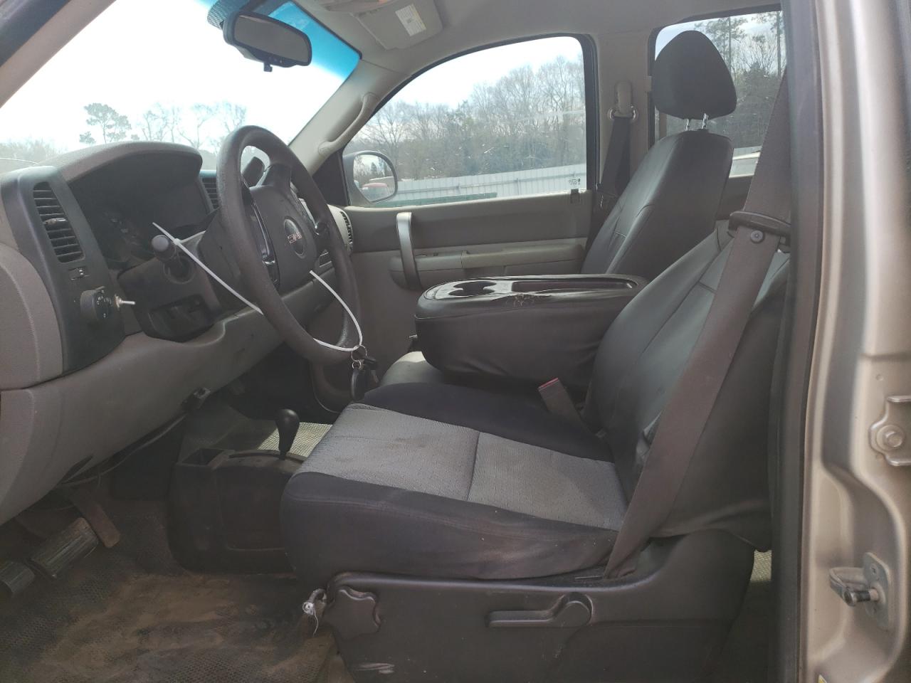 2007 GMC Sierra - Image 7