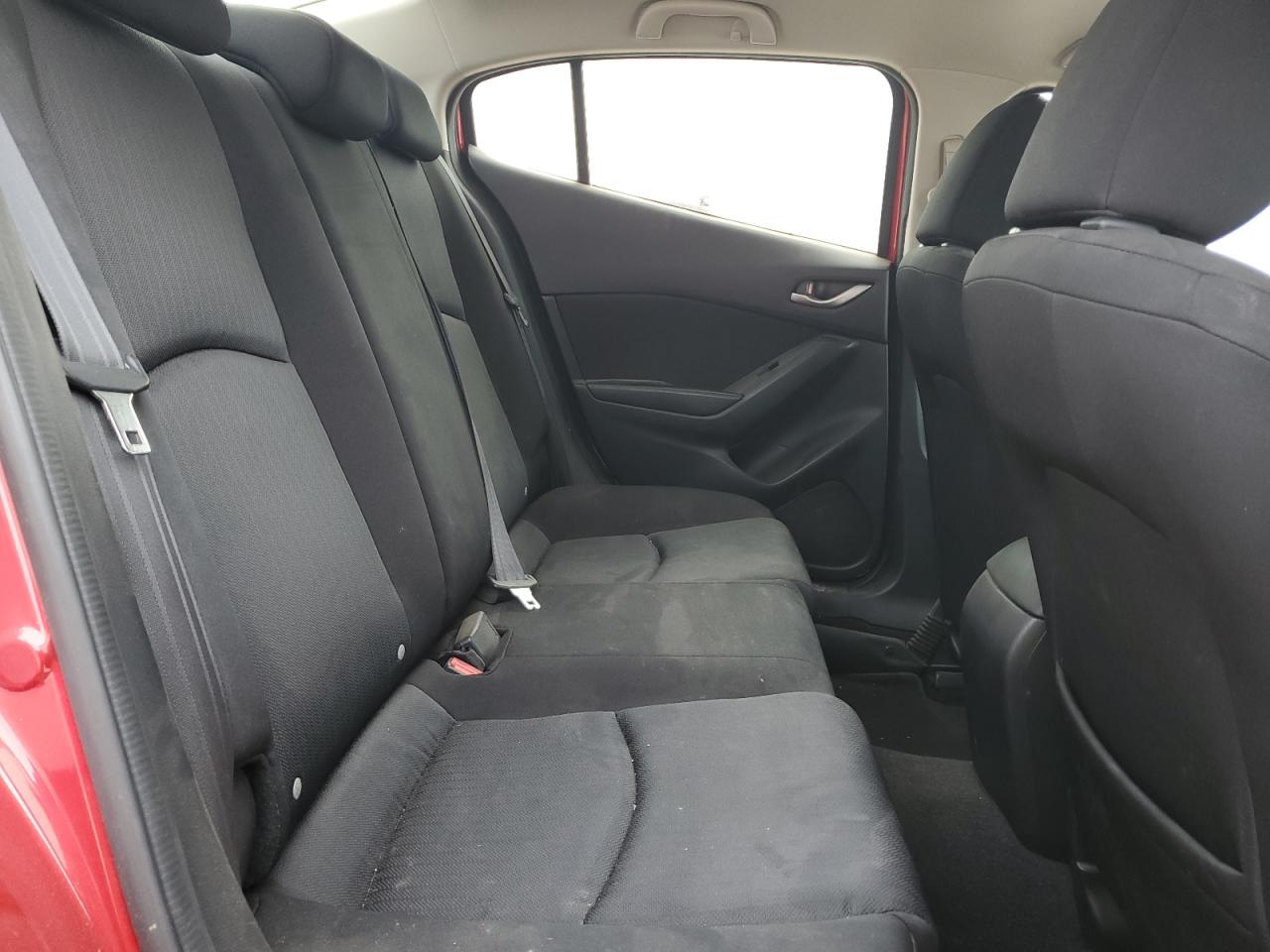 2014 Mazda 3 - Image 10