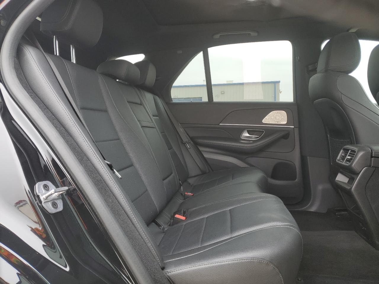 2021 Mercedes-Benz GLE - Image 11