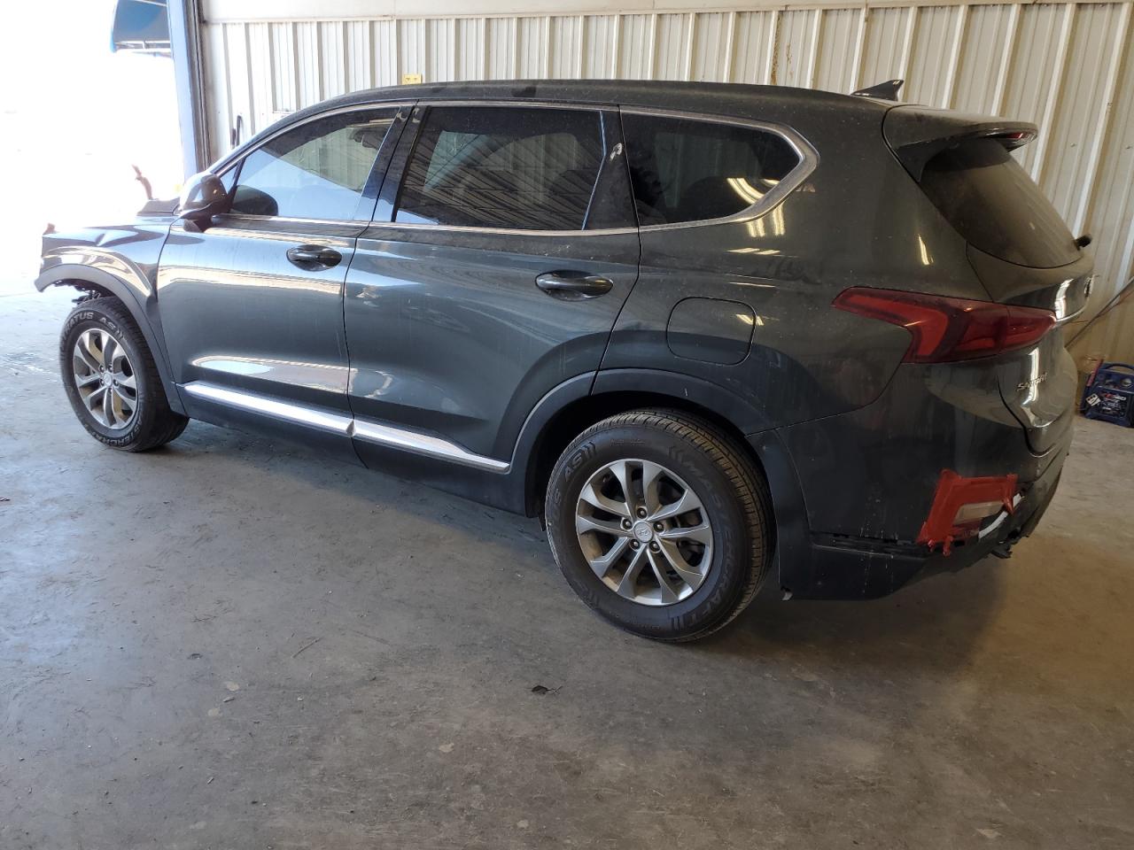 2020 Hyundai Santa Fe - Image 2