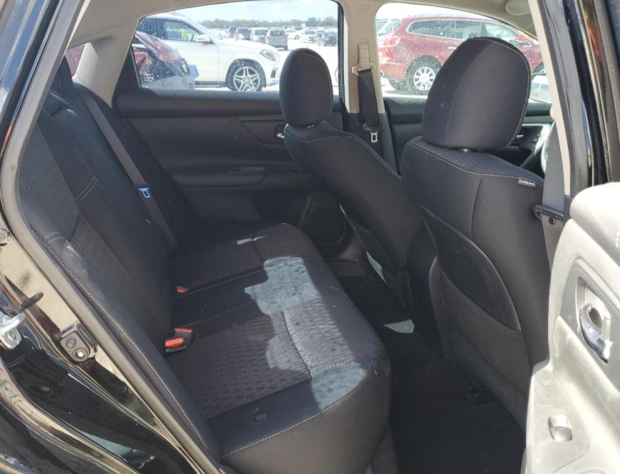 2016 Nissan Altima - Image 10