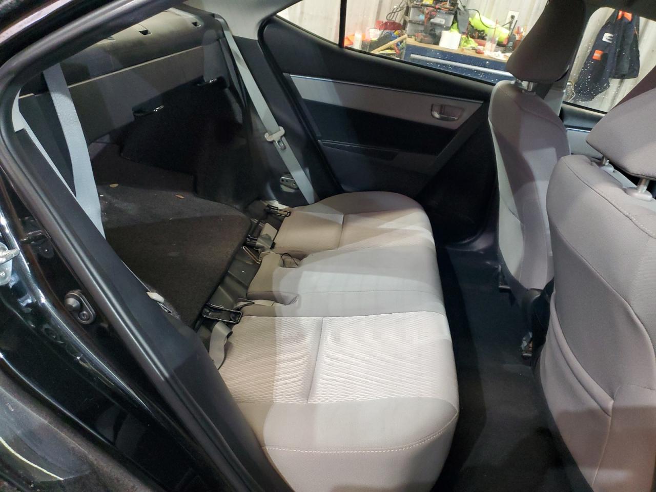 2015 Toyota Corolla - Image 10