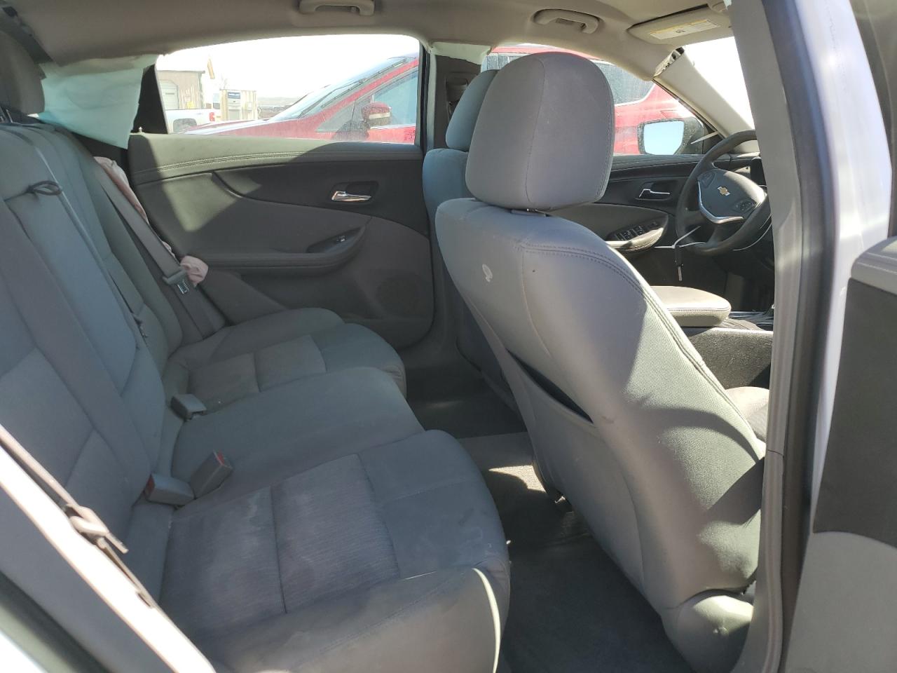 2015 Chevrolet Impala - Image 10