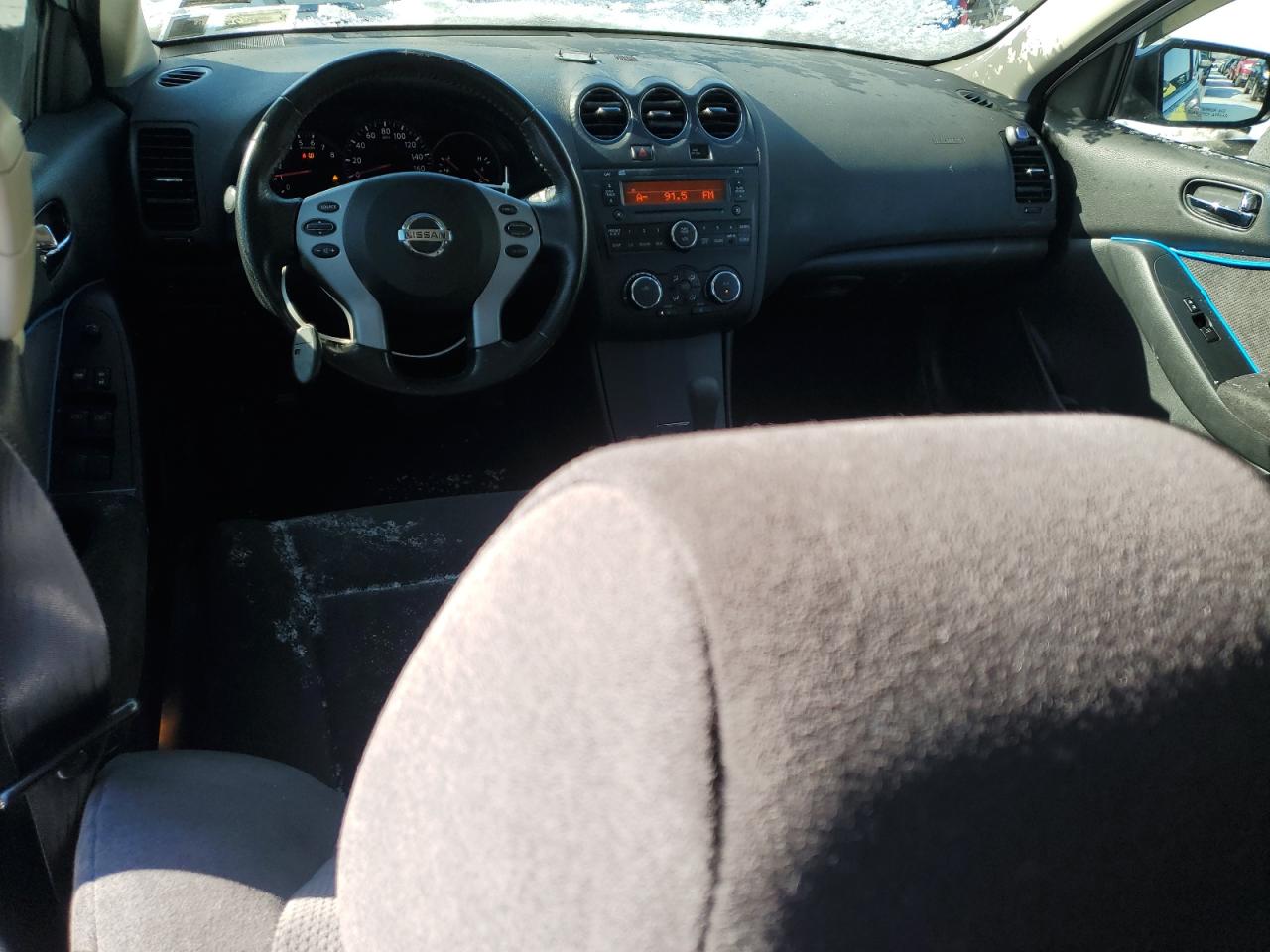 2009 Nissan Altima - Image 8