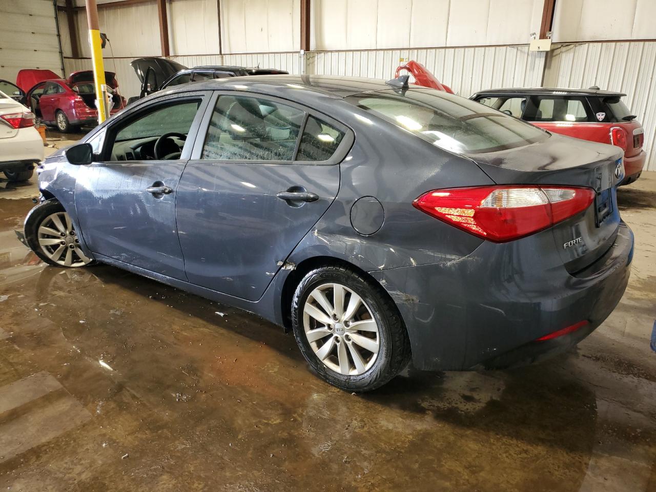 2014 Kia Forte - Image 2