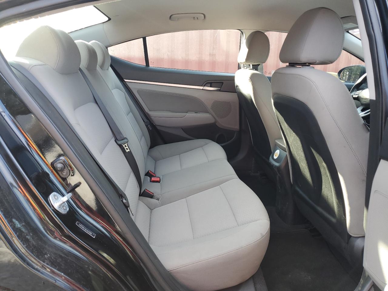 2020 Hyundai Elantra - Image 10