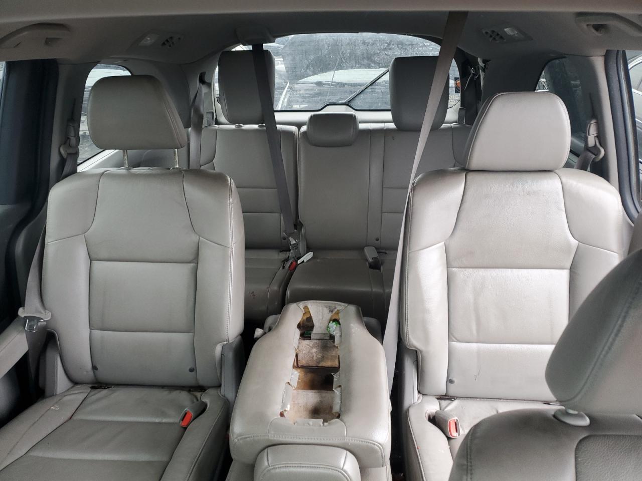 2014 Honda Odyssey - Image 10