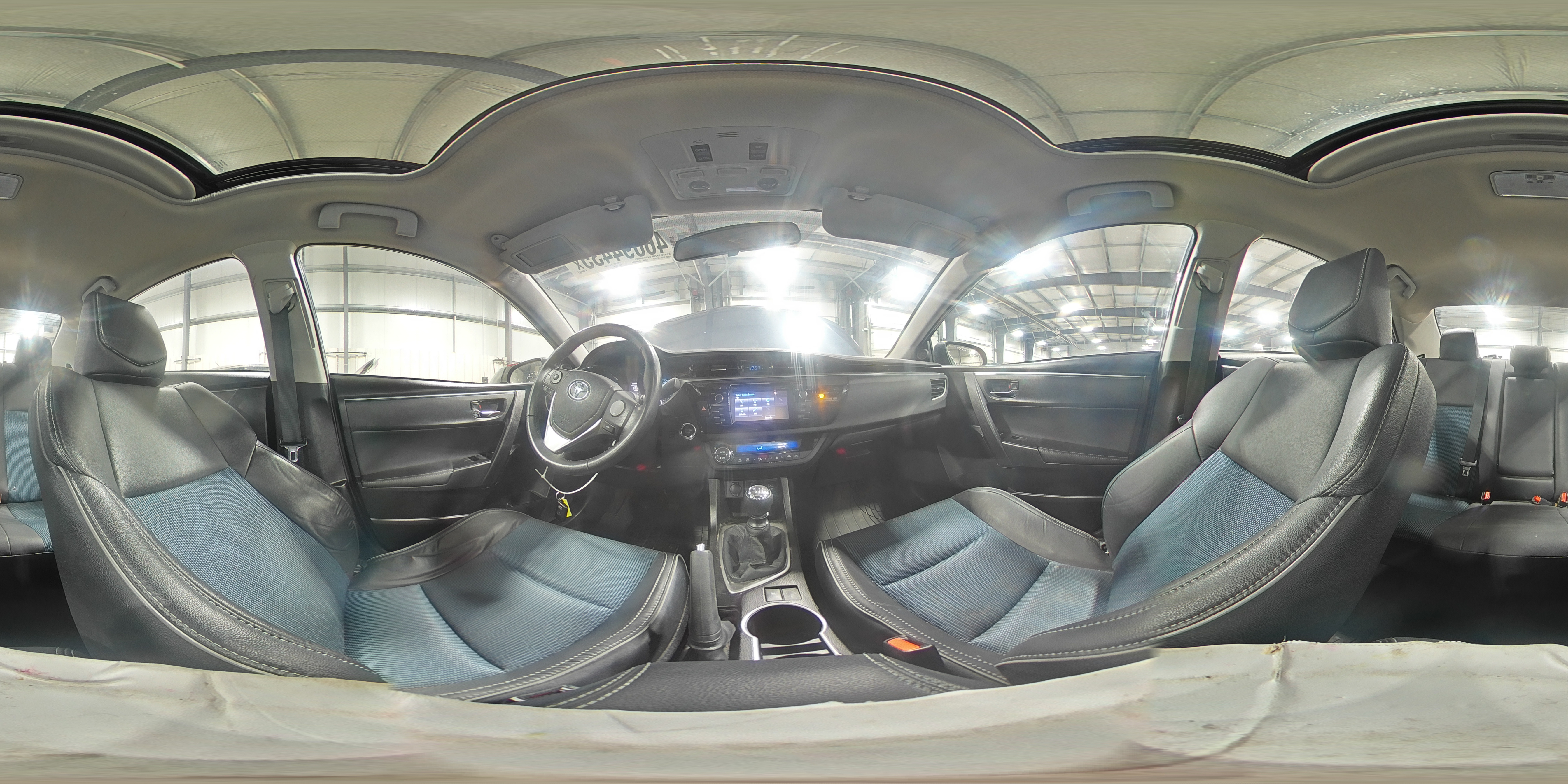 2015 Toyota Corolla - Image 14