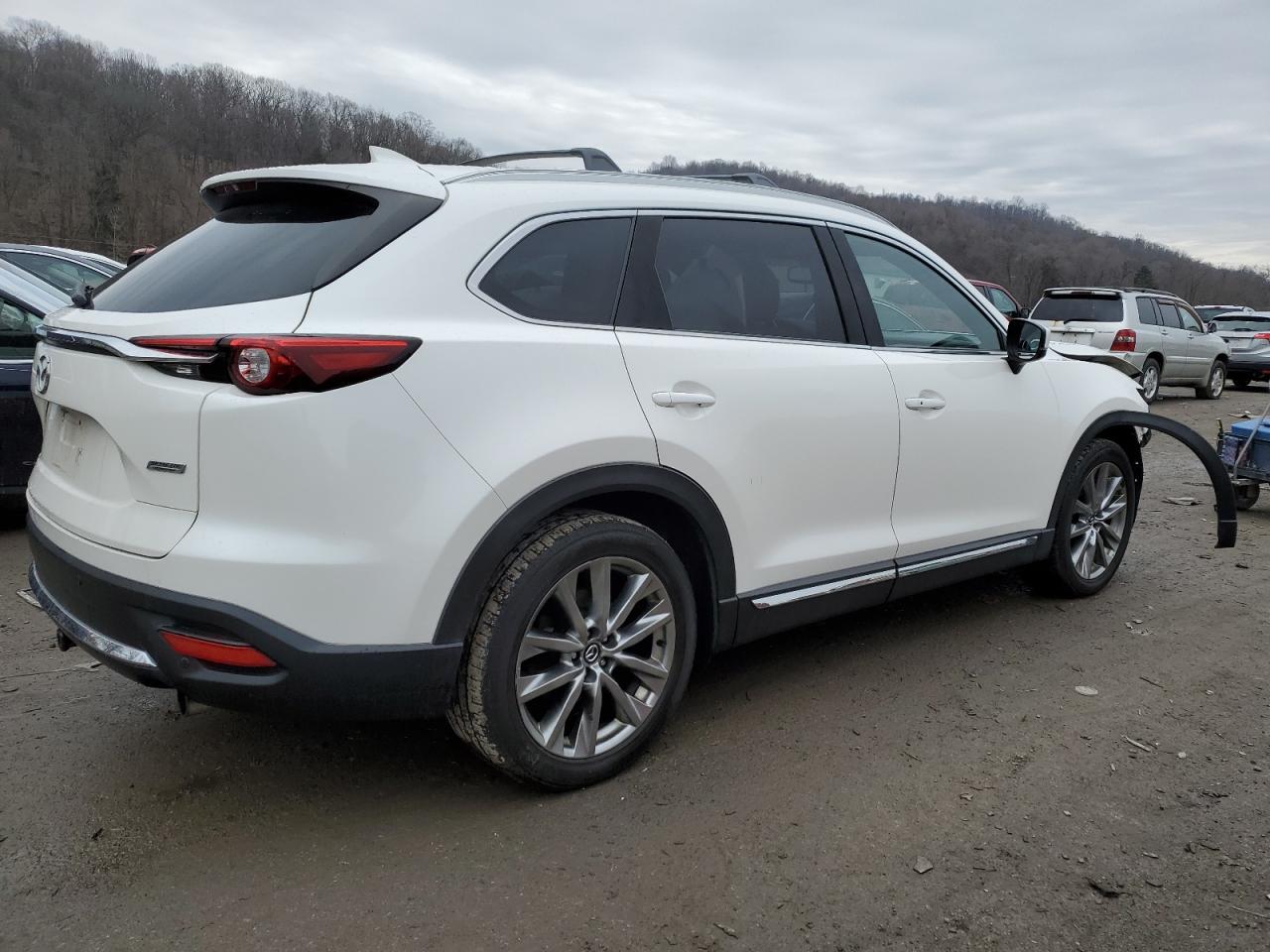 2017 Mazda CX-9 - Image 3