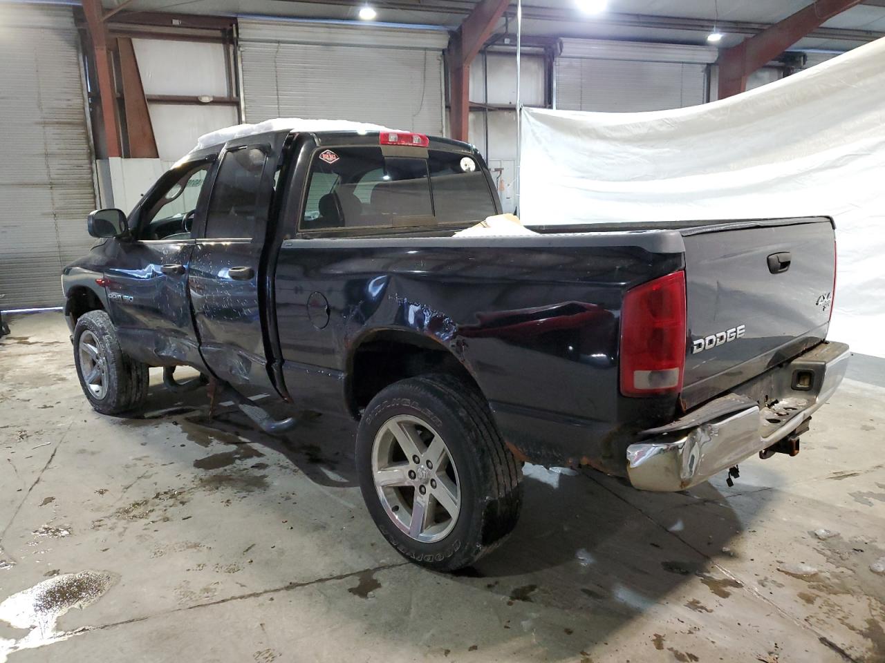 2004 Dodge RAM - Image 2