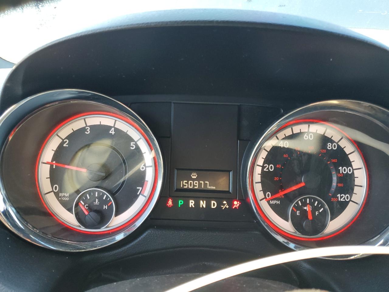 2017 Dodge Caravan - Image 9