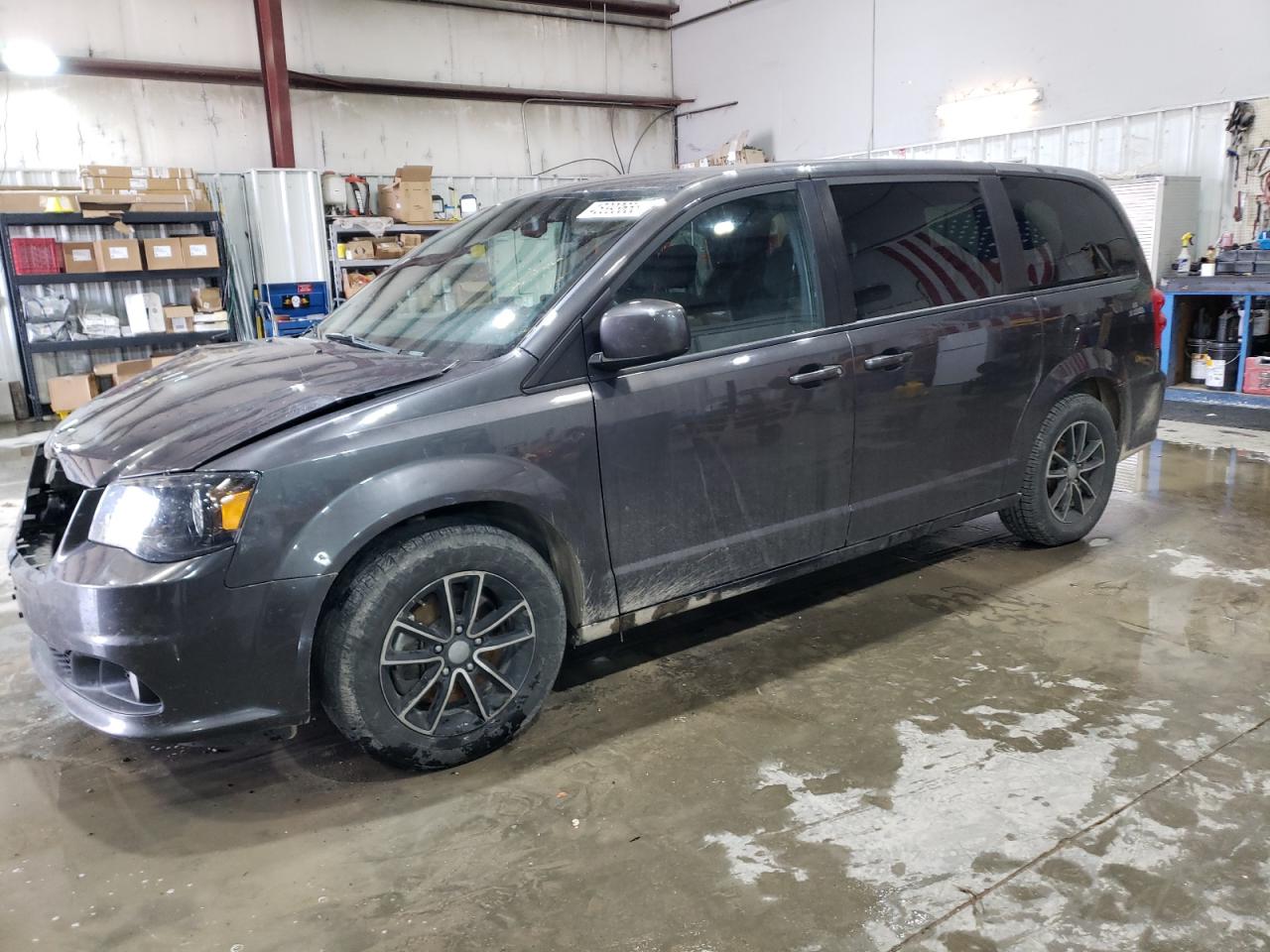 2018 Dodge Caravan - Image 1
