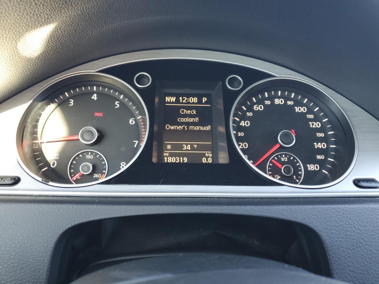 2013 Volkswagen Passat CC - Image 9