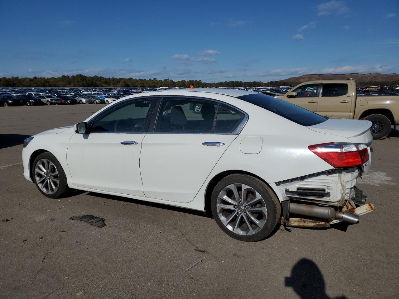 2015 Honda Accord - Image 2