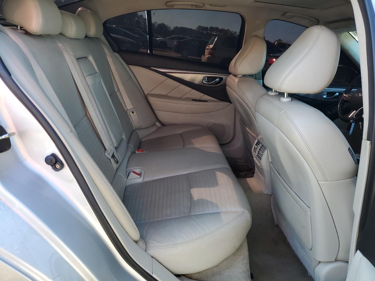 2014 Infiniti Q50 - Image 11