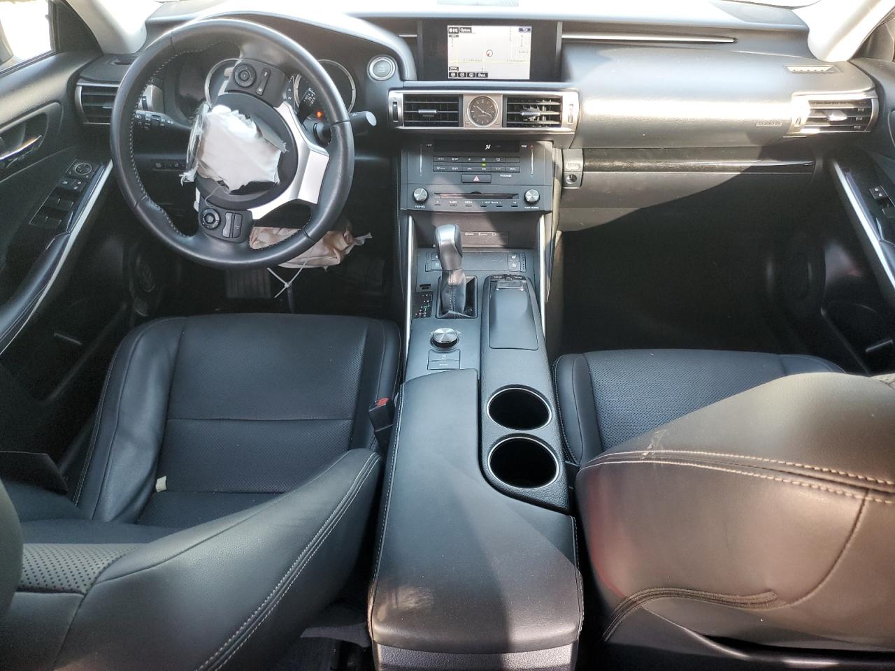2015 Lexus IS - Image 8