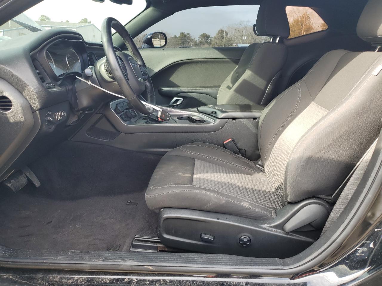 2018 Dodge Challenger - Image 7