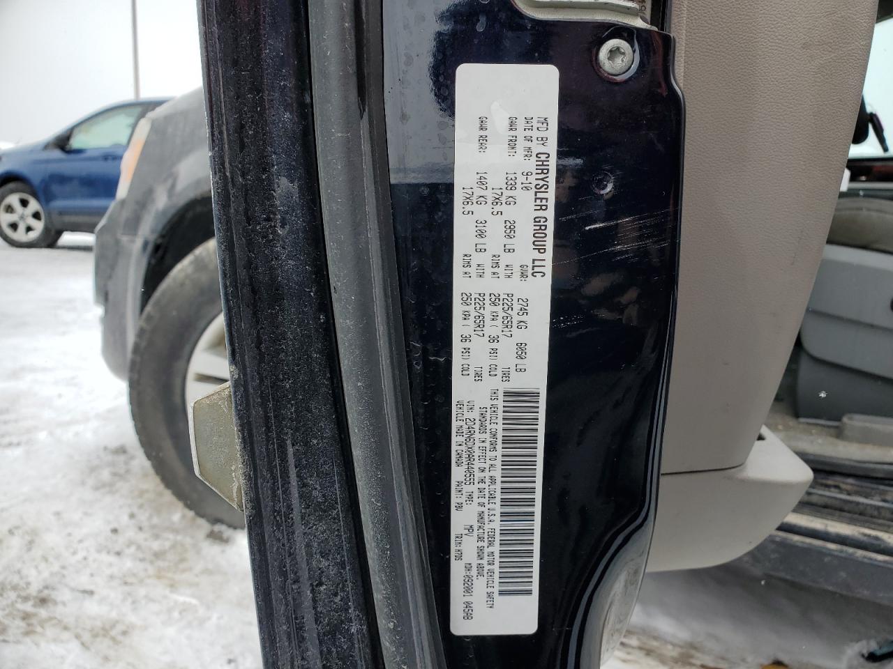 2010 Dodge Caravan - Image 13