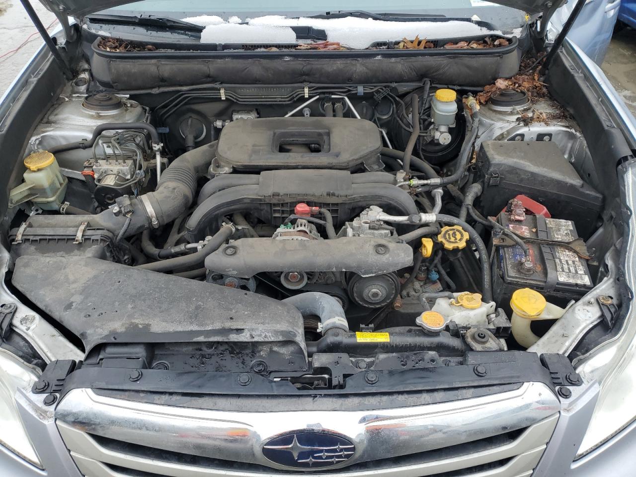 2012 Subaru Outback - Image 12