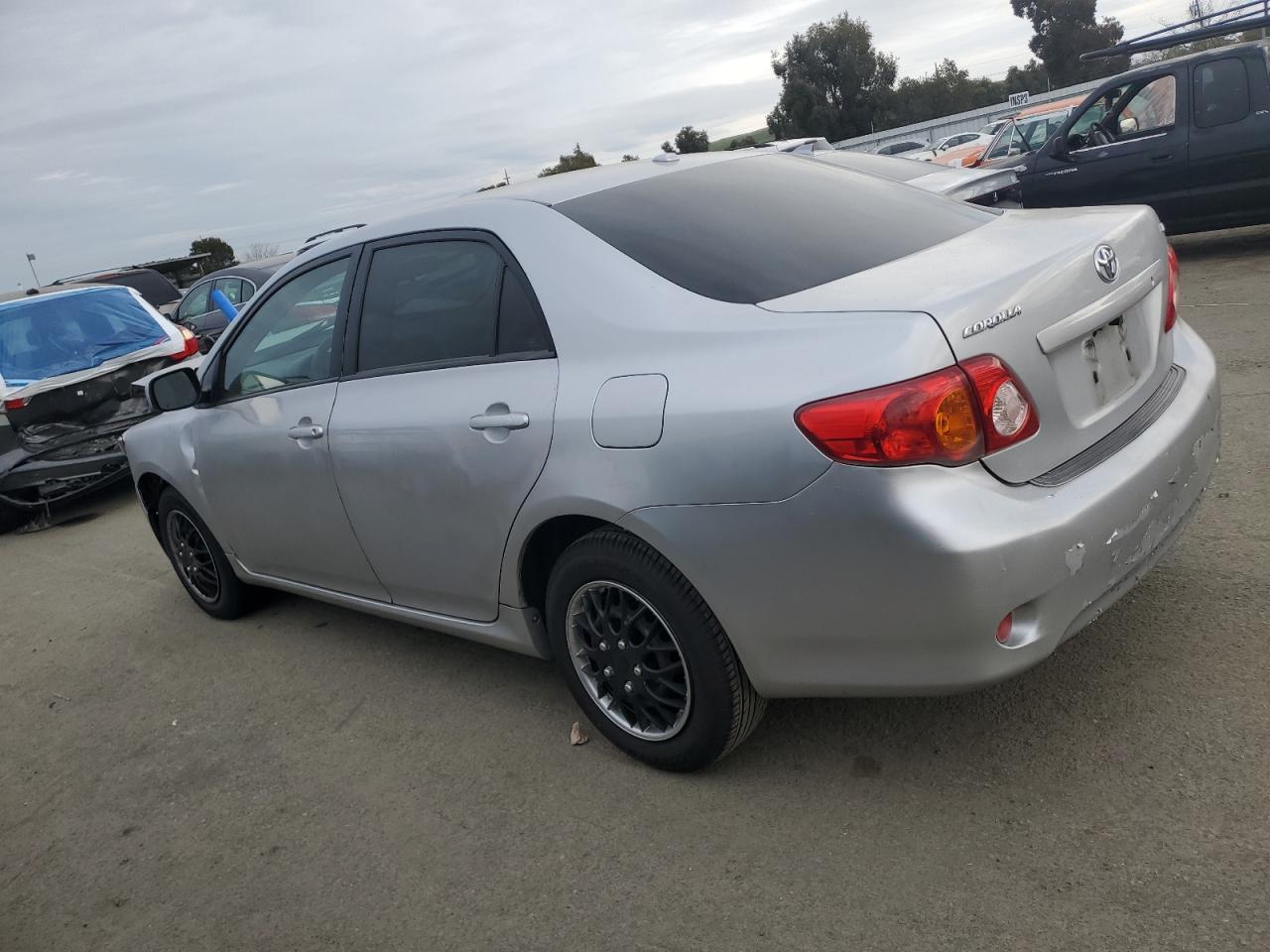 2009 Toyota Corolla - Image 2