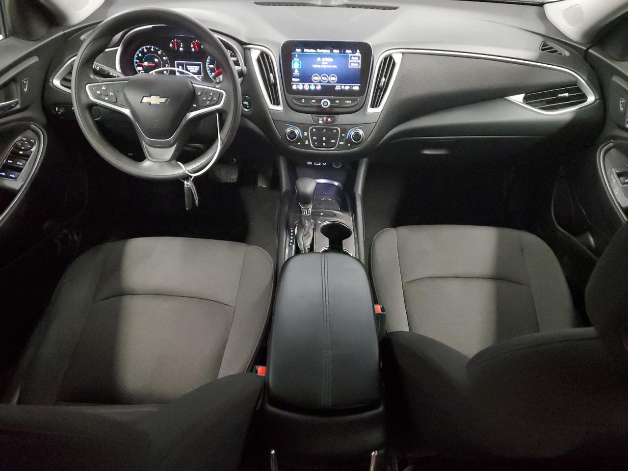 2022 Chevrolet Malibu - Image 8