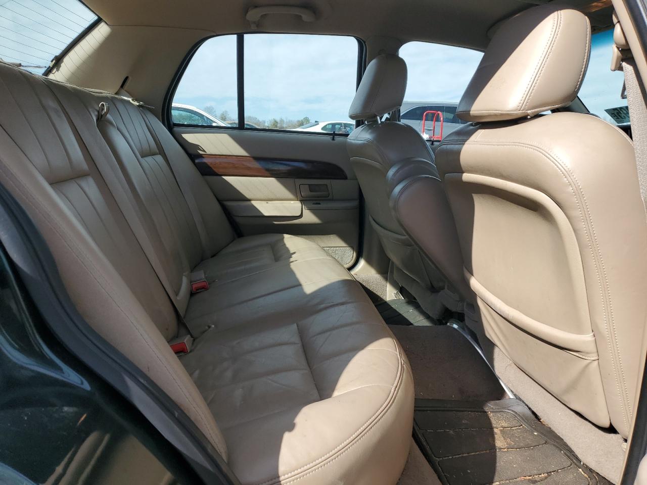 2003 Mercury Grand Marquis - Image 10
