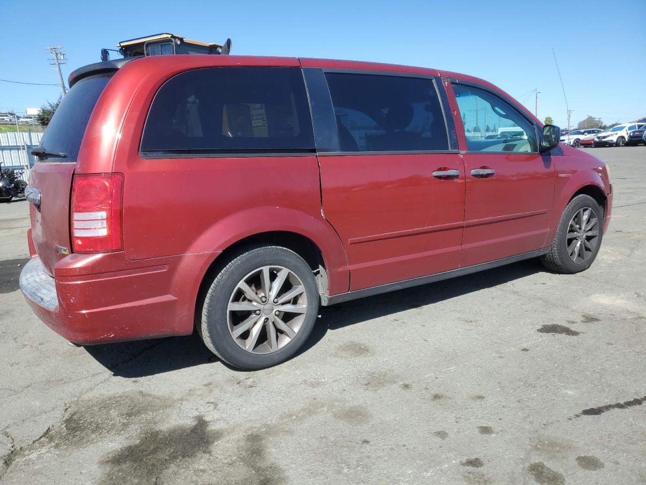 2008 Chrysler Town & Country - Image 3