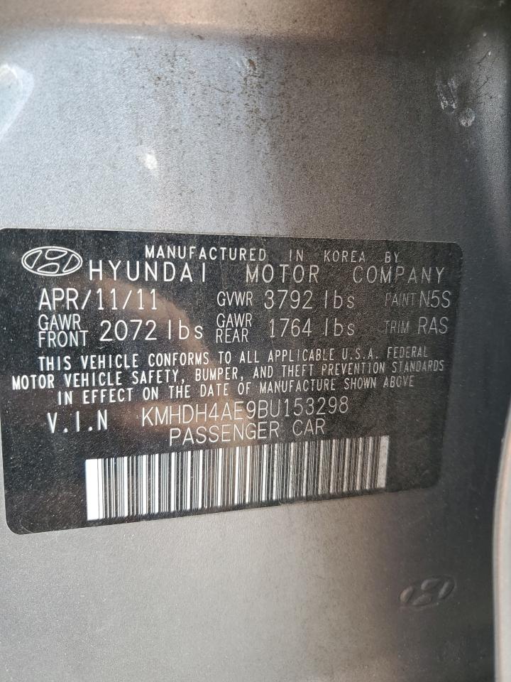 2011 Hyundai Elantra - Image 12