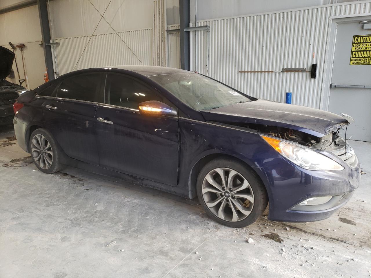 2014 Hyundai Sonata - Image 4