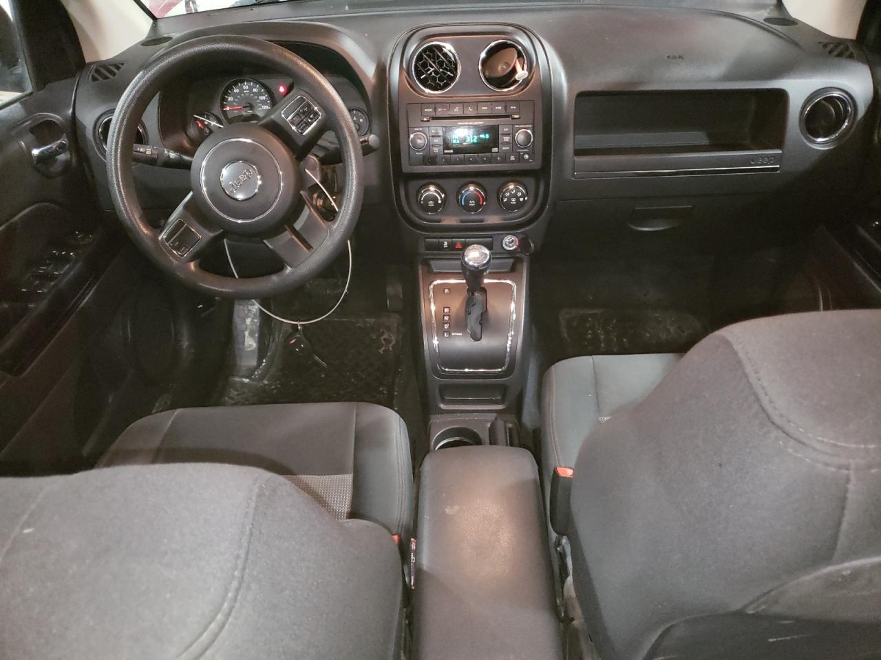 2012 Jeep Compass - Image 8