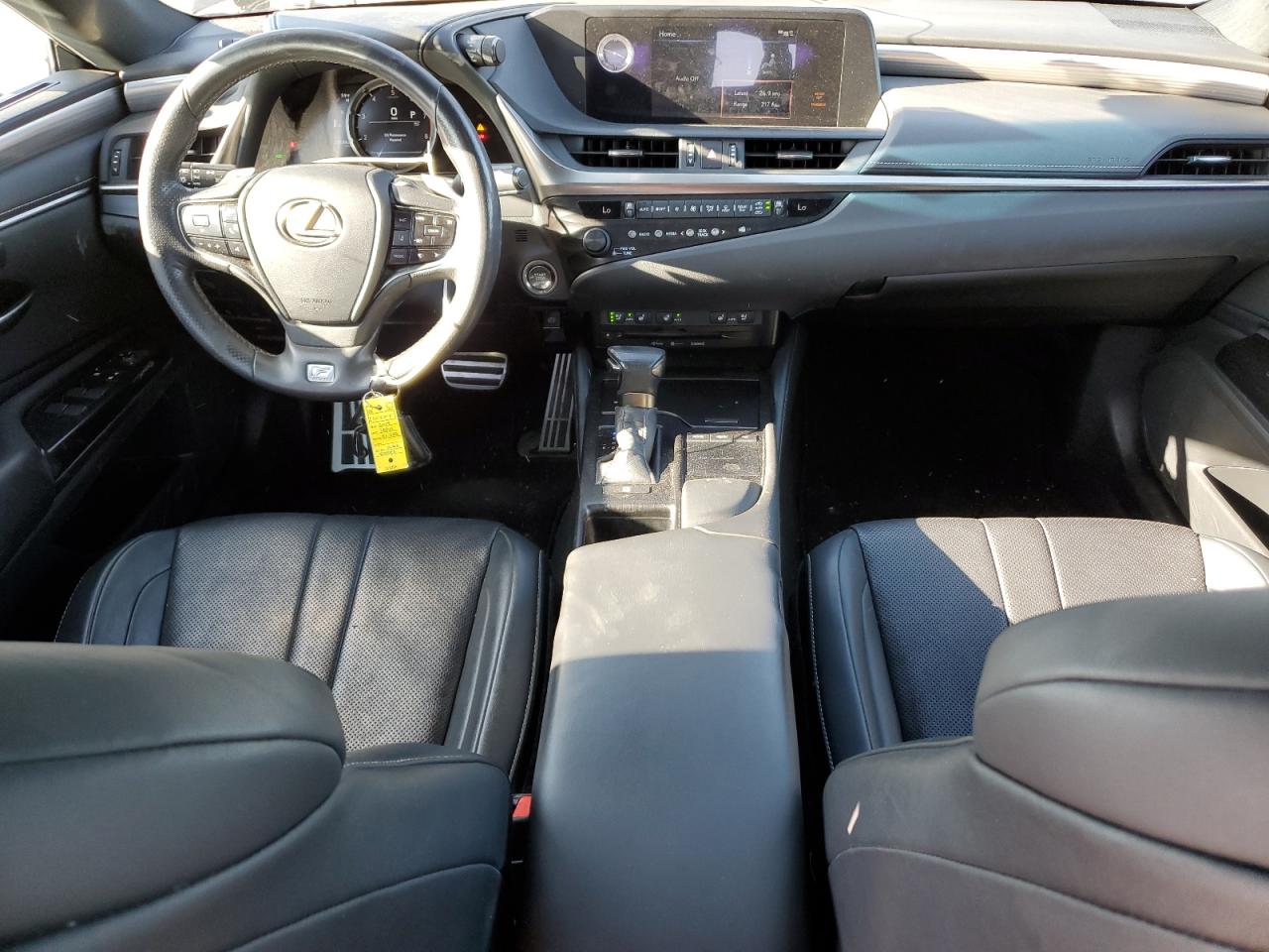 2019 Lexus ES - Image 8