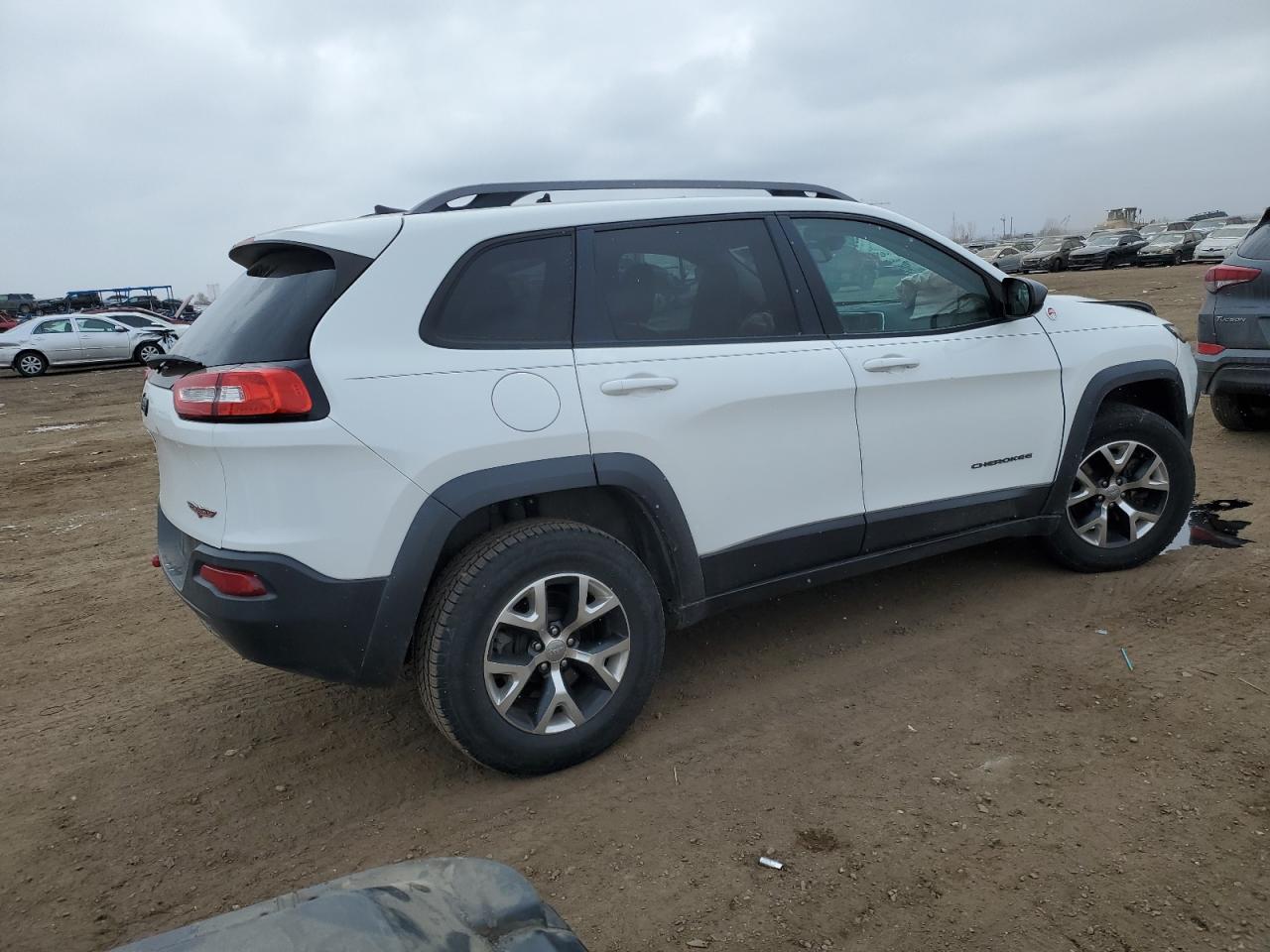 2016 Jeep Cherokee - Image 3