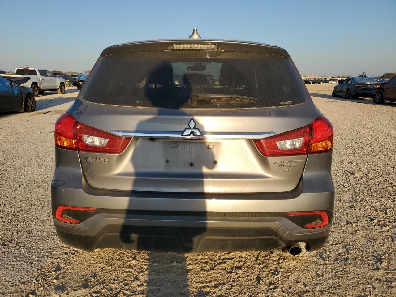 2019 Mitsubishi Outlander - Image 6