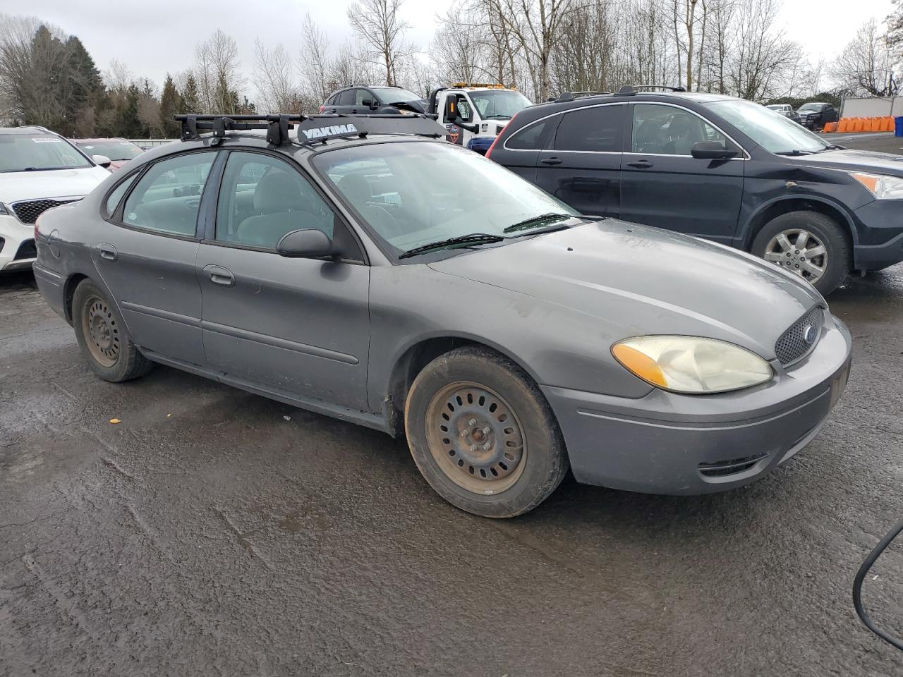 2004 Ford Taurus - Image 4