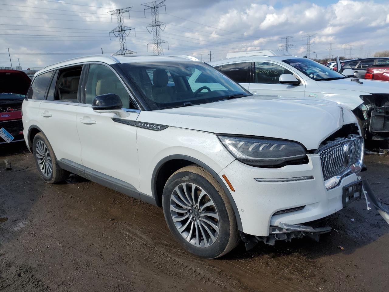 2020 Lincoln Aviator - Image 4