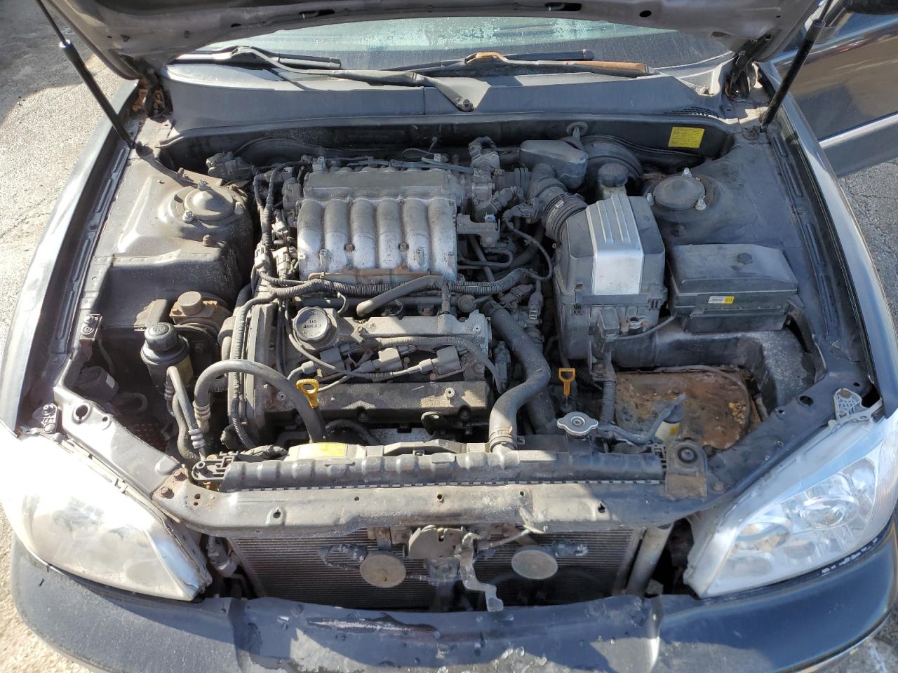 2005 Hyundai Grandeur - Image 11