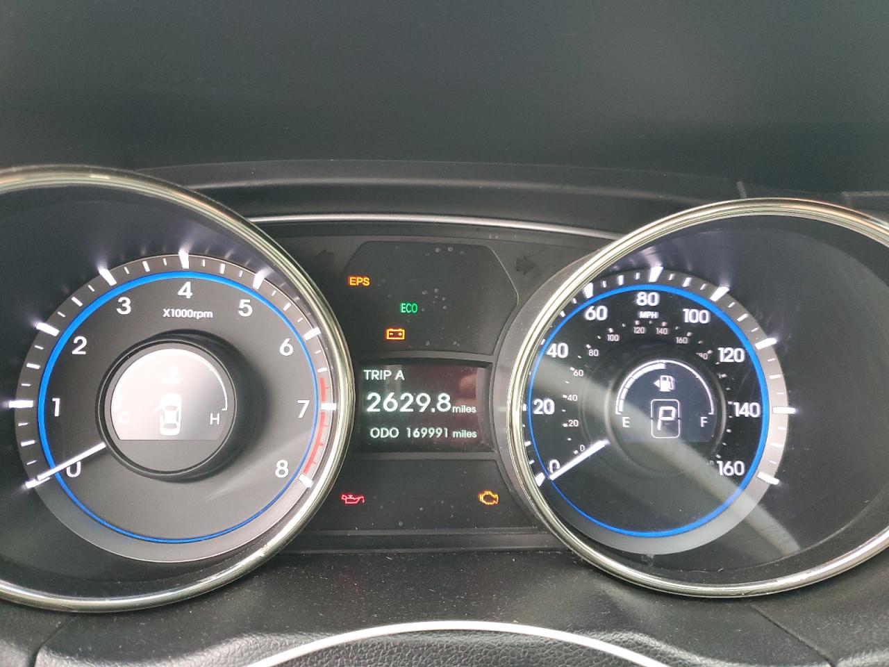 2012 Hyundai Sonata - Image 9