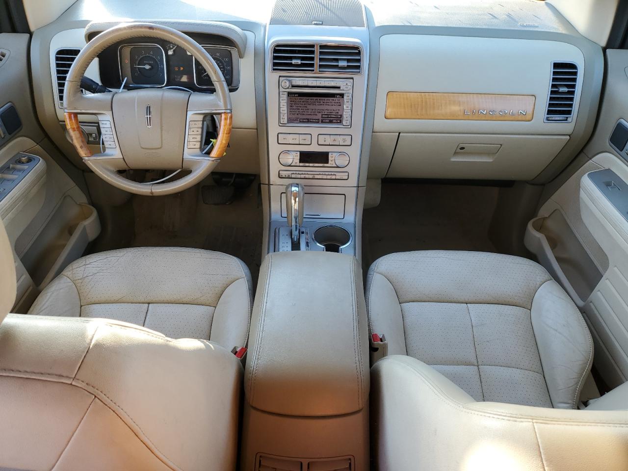 2007 Lincoln MKX - Image 8