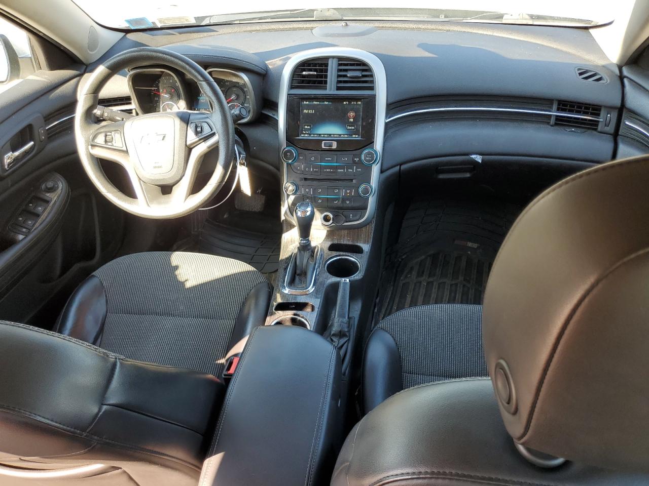 2015 Chevrolet Malibu - Image 8